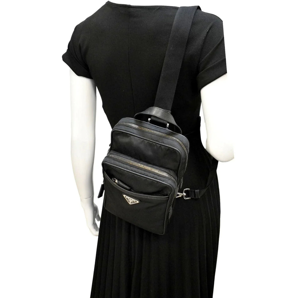 2vz026 Backpack Bag Pre-owned Black PRADA Nylon