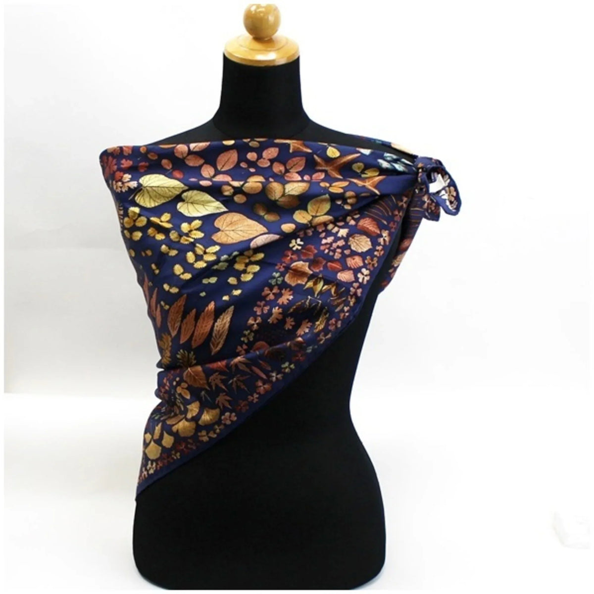 Brown Leaves Pre-Owned Navy (Good) Muffler Silk Fallen Ladies Pattern Scarf x